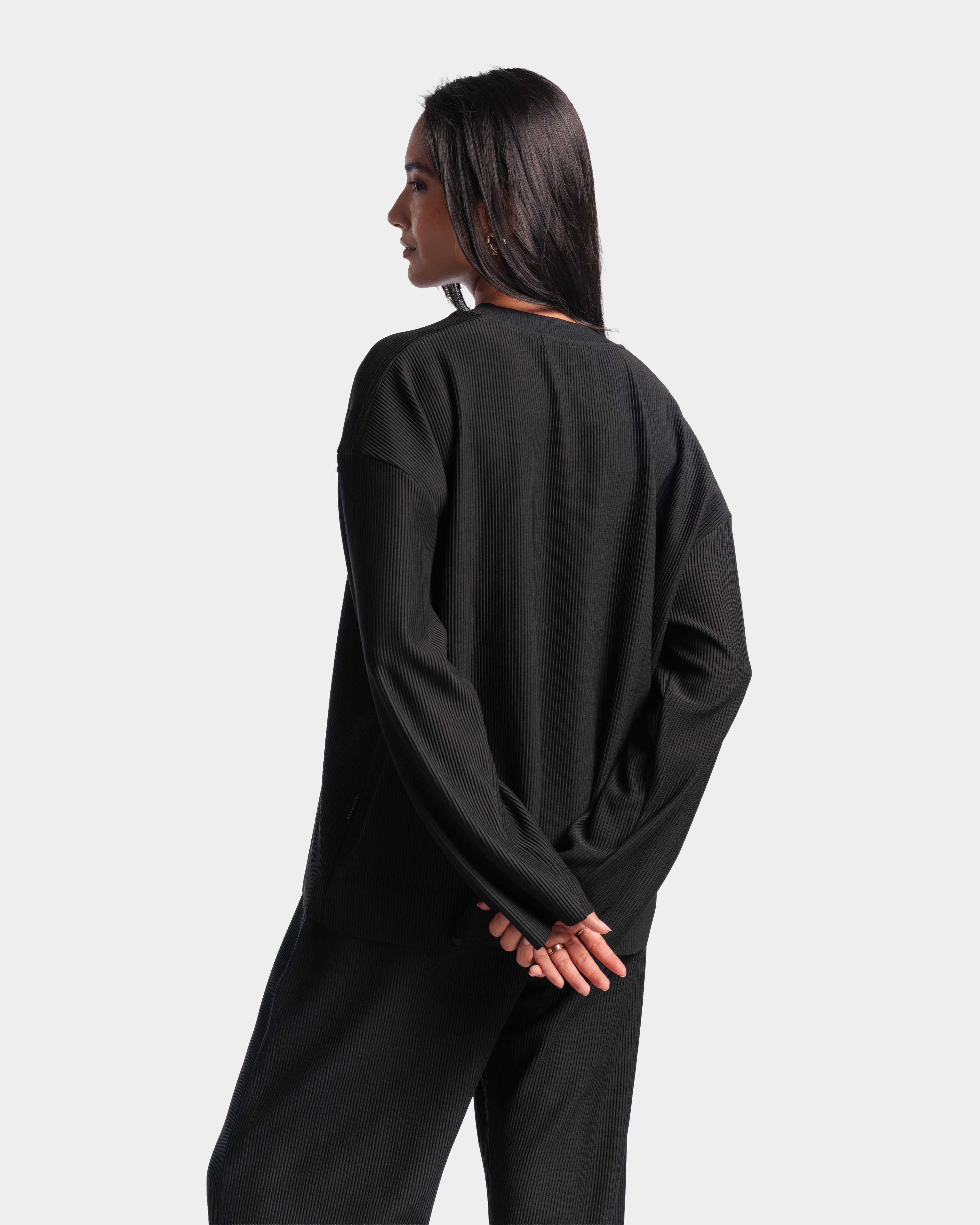 Essential Pleats Full Sleeve - Image 3