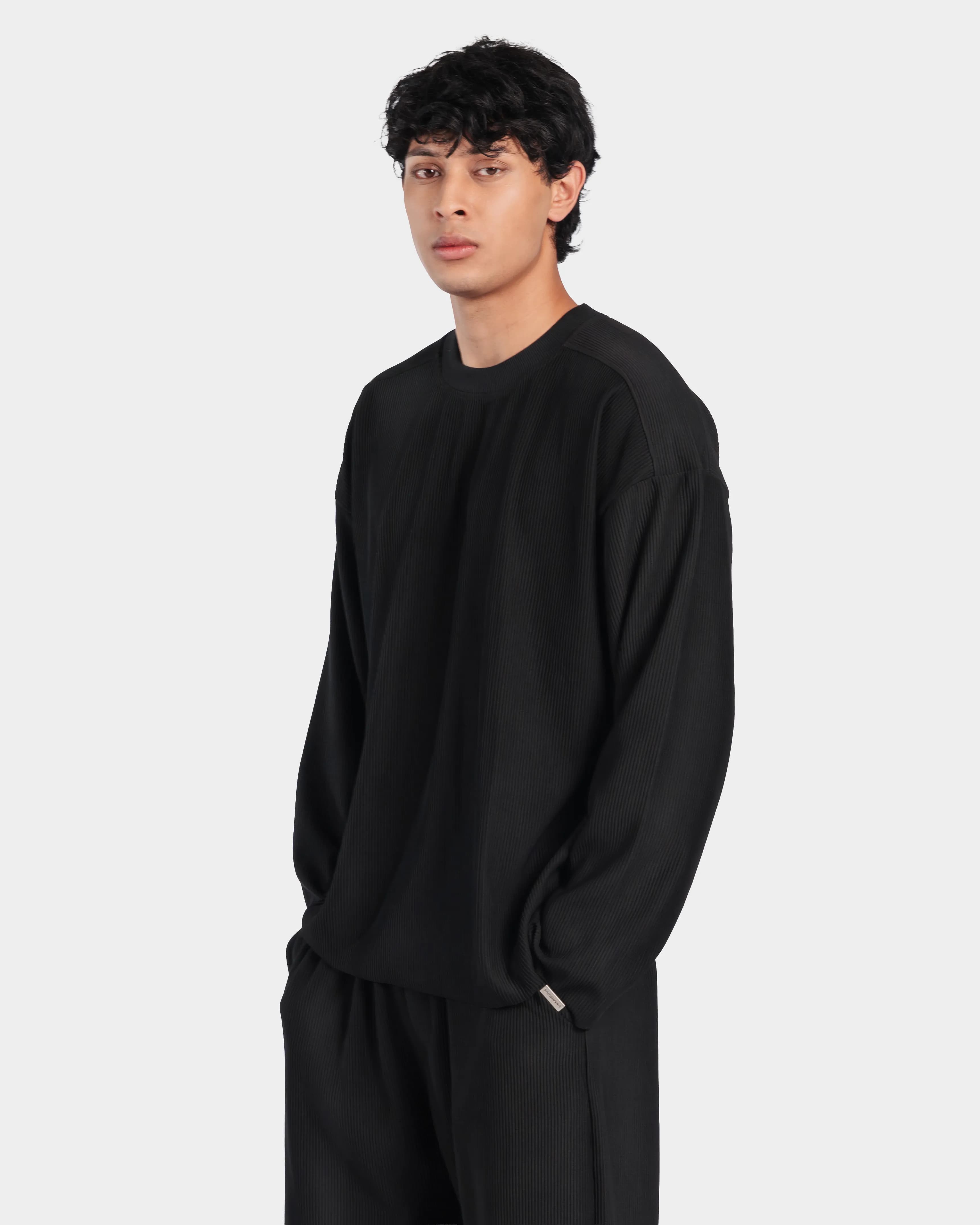 Essential Pleats Full Sleeve - Image 5